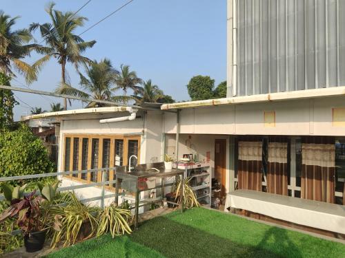 louis backpackers hostel