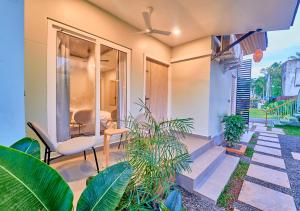 kayal cove resort by voye homes
