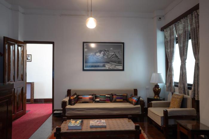 taktser homestay