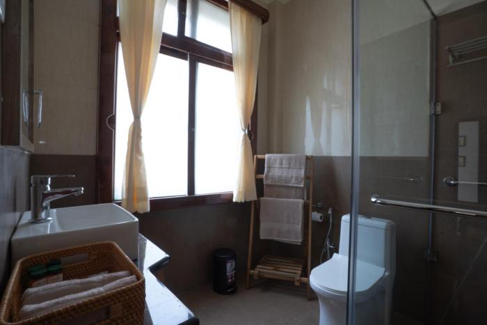 taktser homestay
