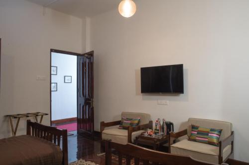 taktser homestay