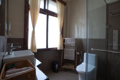 taktser homestay