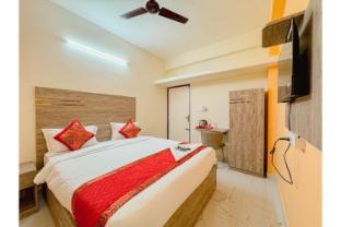 redfox service apartment dlf