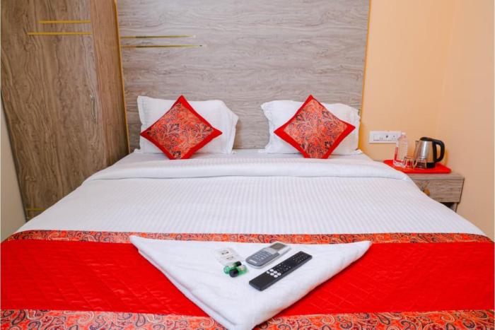 redfox service apartment dlf