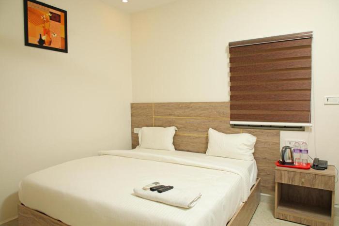 redfox service apartment dlf