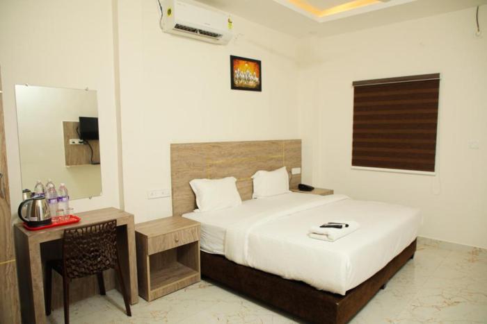 redfox service apartment dlf