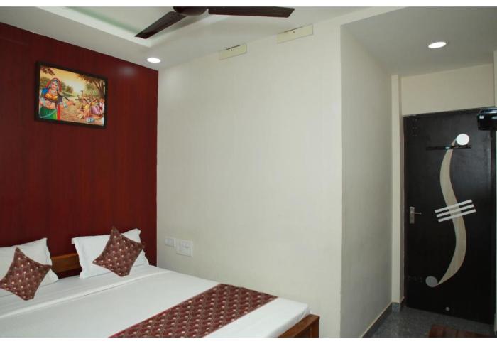 redfox service apartment dlf