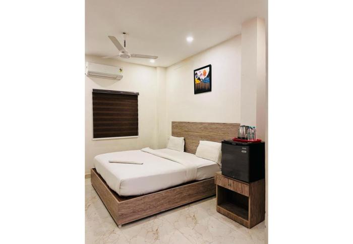 redfox service apartment dlf