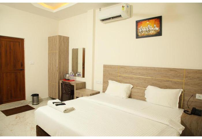 redfox service apartment dlf