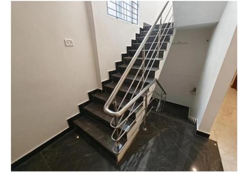 redfox service apartment dlf