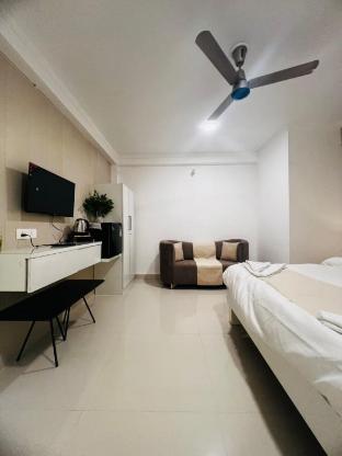 hotel hariaksh homestay varanasi