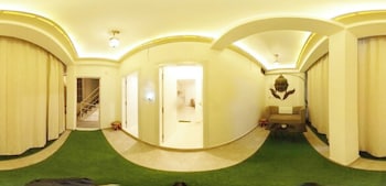 hotel hariaksh homestay varanasi