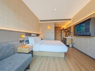 home inn plus shenzhen futian cbd convention center
