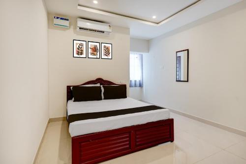 hotel o eswar grand palace perungudi