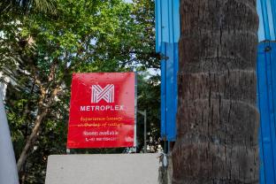 hotel metroplex