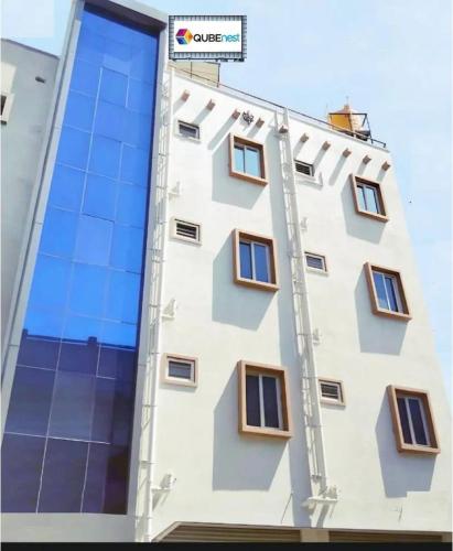 hotel qubenest elite manyata tech park