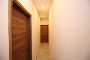 Hotel Qubenest Elite Manyata Tech Park,,2 star