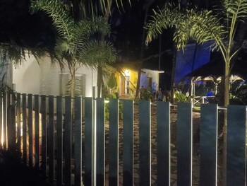 urban mad villas and studio