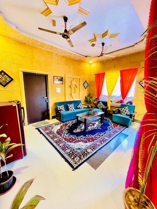 hotel royal residency