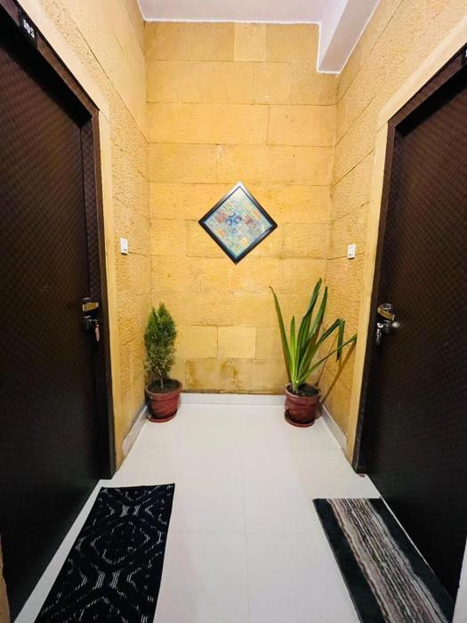 hotel royal residency