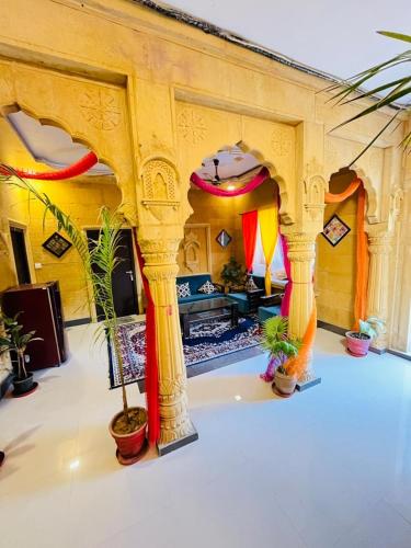 hotel royal residency