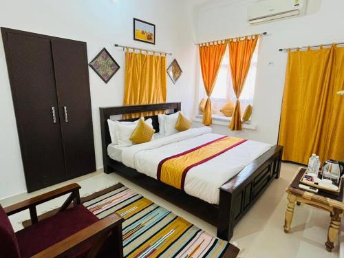 hotel royal residency