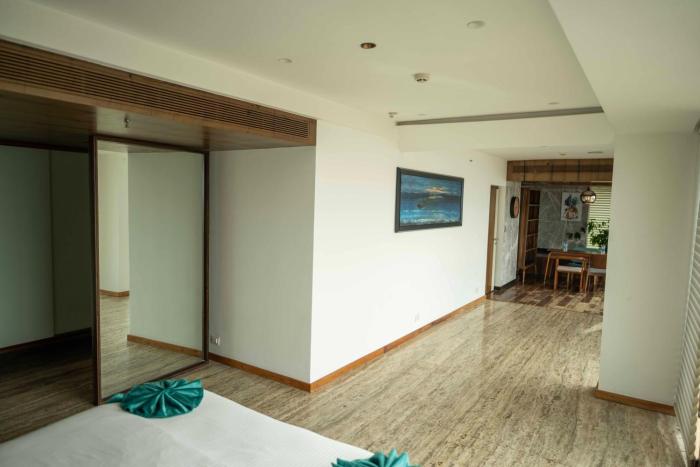 marine drive beach front penthouse by niotel