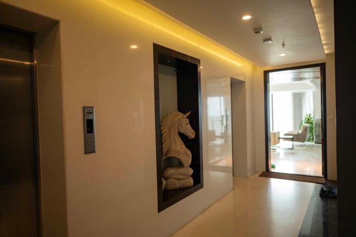 marine drive beach front penthouse by niotel