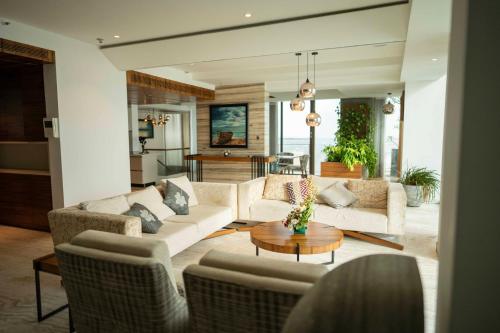 Marine Drive Beach Front Penthouse By Niotel,Beach Road Calicut, Coxswine 23, Opp. Corporation Office,4 star
