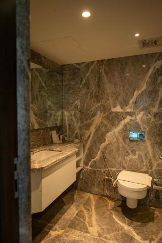 marine drive beach front penthouse by niotel