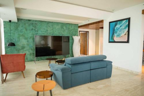 marine drive beach front penthouse by niotel
