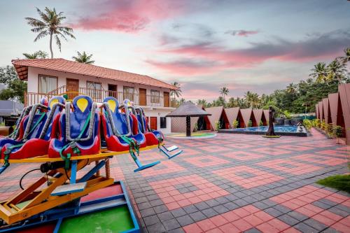 royal empire resort