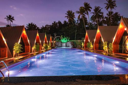 Royal Empire Resort,,4 star