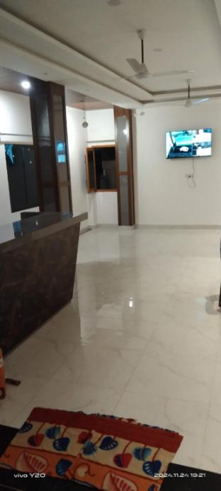 arun aashray guest house
