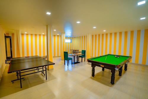 white flower hill retreat