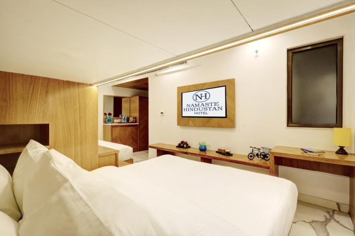 hotel namaste hindustan just a minute away from new delhi railway station and connaught place