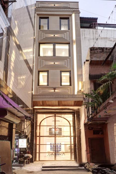 hotel namaste hindustan just a minute away from new delhi railway station and connaught place