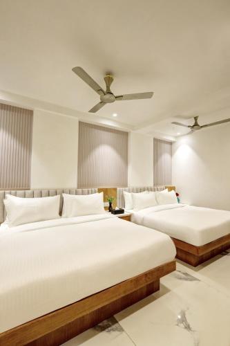 hotel namaste hindustan just a minute away from new delhi railway station and connaught place