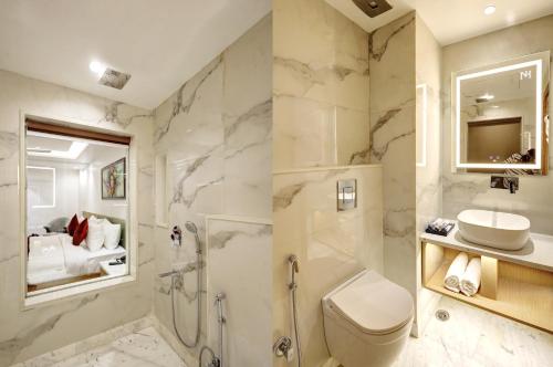 hotel namaste hindustan just a minute away from new delhi railway station and connaught place