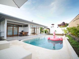 ubu villa little haven