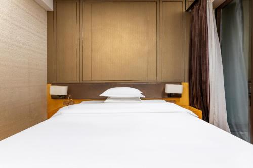 heaton guangzhou hotel apartment zhujiang new town us consulate branch