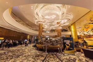 heaton guangzhou hotel apartment zhujiang new town us consulate branch