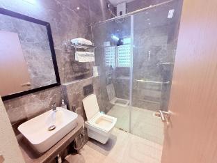 purple lotus suites