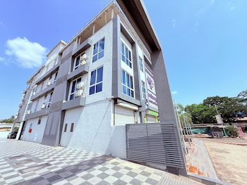 purple lotus suites