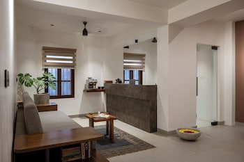 Delhi House,,4 star