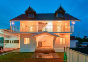 celestiah lakeshore kochi by voye homes
