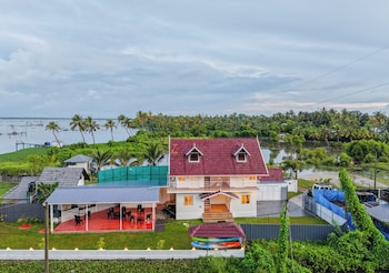 celestiah lakeshore kochi by voye homes