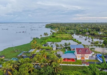 celestiah lakeshore kochi by voye homes