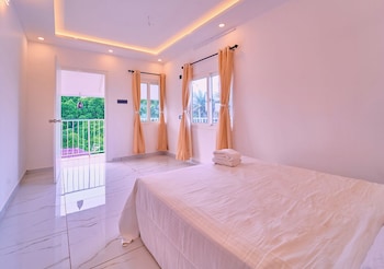 Celestiah Lakeshore Kochi By Voye Homes,,3 star