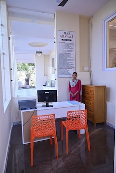 Jhar Arravli Resort,,3 star